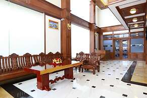 New Tiger Hotel