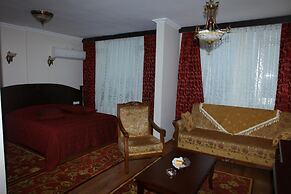 Cihan Otel