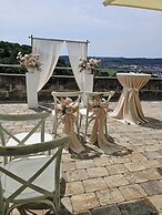 Hotel Garni BURG WALDENSTEIN