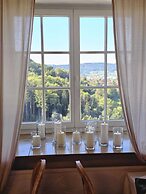Hotel Garni BURG WALDENSTEIN