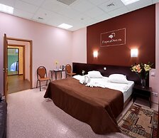 GorodOtel on Kievsky