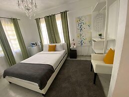 Aibonito Hotel 210