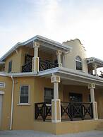 Maya's Bajan Villas - Unit B