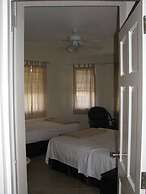 Maya's Bajan Villas - Unit B