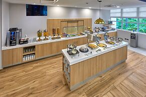 City Express Plus by Marriott Cancún Aeropuerto Riviera