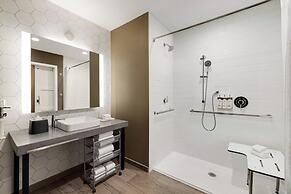 Holiday Inn & Suites Nashville Downtown - Broadway by IHG