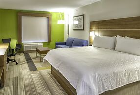 Holiday Inn Express And Suites Omaha Downtown - Old Market, an IHG Hot