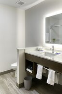 Holiday Inn Express And Suites Omaha Downtown - Old Market by IHG