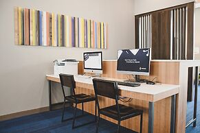 Holiday Inn Express And Suites Omaha Downtown - Old Market by IHG