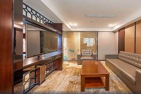 Days Inn by Wyndham Business Place Guilin Yishun