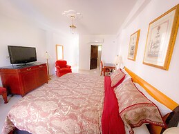 Manoir Adriana Hotel