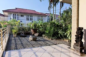 Super OYO 123 Puri Lotus