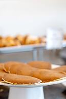 Oporto Airport & Business Hotel