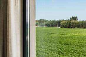 Oporto Airport & Business Hotel