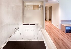 Oporto Airport & Business Hotel