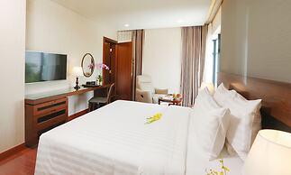 Orchids Saigon Hotel