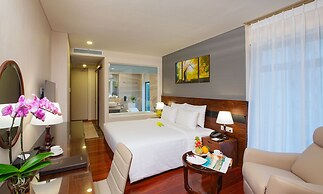 Orchids Saigon Hotel