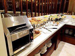 Orchids Saigon Hotel