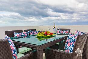 Deep Blue Condos - 302