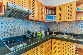 Deep Blue Condos - 202