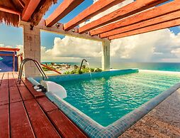 Deep Blue Condos - 202