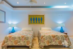 Deep Blue Condos - 103