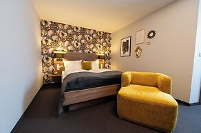 V Boutique Hotel