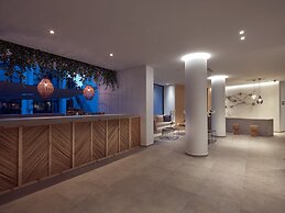 Cavo Vezal - Adults Only