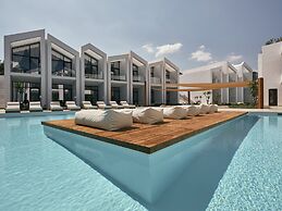 Cavo Vezal - Adults Only