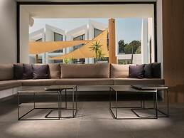 Cavo Vezal - Adults Only