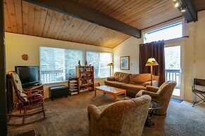 Timberline 44 Cozy and Quiet, Corner Unit, Lots of Natural Light by Re