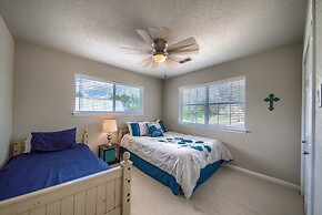 Tranquility By The Shore Cl1105b 4 Bedroom Home by RedAwning