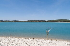 Tranquility By The Shore Cl1105b 4 Bedroom Home by RedAwning