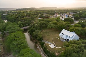 The White House On The Horseshoe 8 Bedroom Home by RedAwning