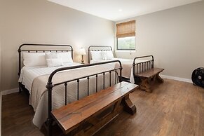 The White House On The Horseshoe 8 Bedroom Home by RedAwning