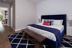 The White House On The Horseshoe 8 Bedroom Home by RedAwning