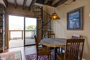 Quitting Time 3 Bedroom Condo by RedAwning