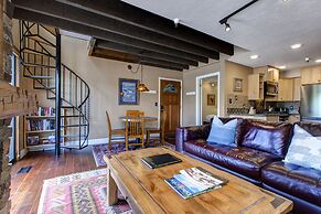 Quitting Time 3 Bedroom Condo by RedAwning