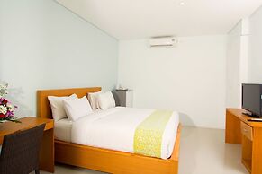 Apple Villa and Apartment