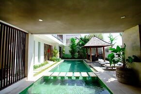 Apple Villa and Apartment