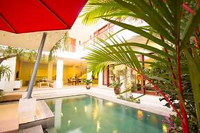 Apple Villa and Apartment