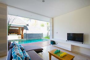 Apple Villa and Apartment