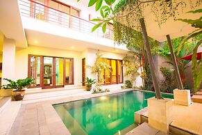 Apple Villa and Apartment