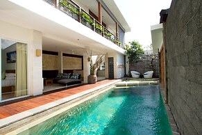 Apple Villa and Apartment