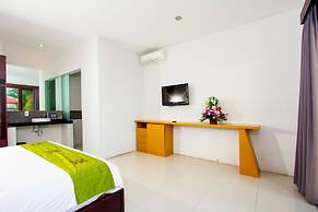 Apple Villa and Apartment