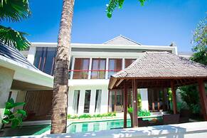 Apple Villa and Apartment