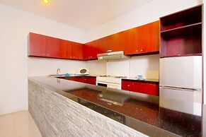 Apple Villa and Apartment