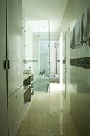 Apple Villa and Apartment