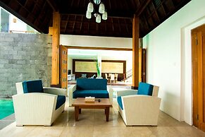 Apple Villa and Apartment