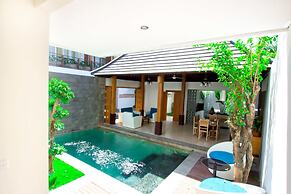 Apple Villa and Apartment